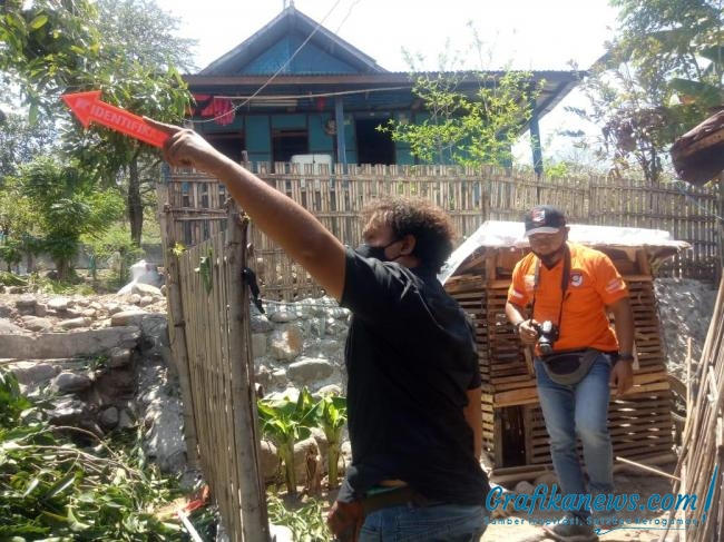 Polisi Olah TKP Kebakaran Rumah di Desa Kalabeso Kecamatan Buer